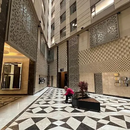 Flatiron 2-bedroom Apartment, דירה סקופיה